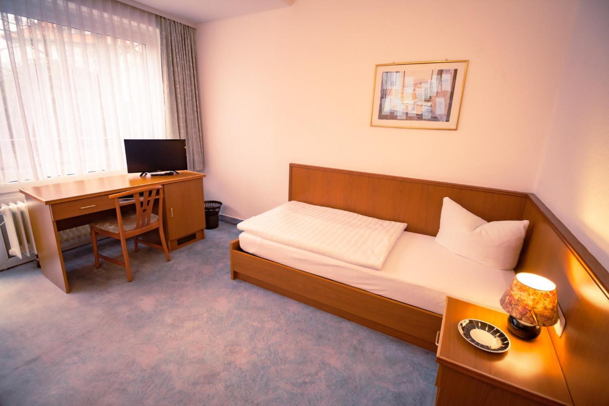 Hotel-Pension Ursula Bad Sachsa Exteriör bild